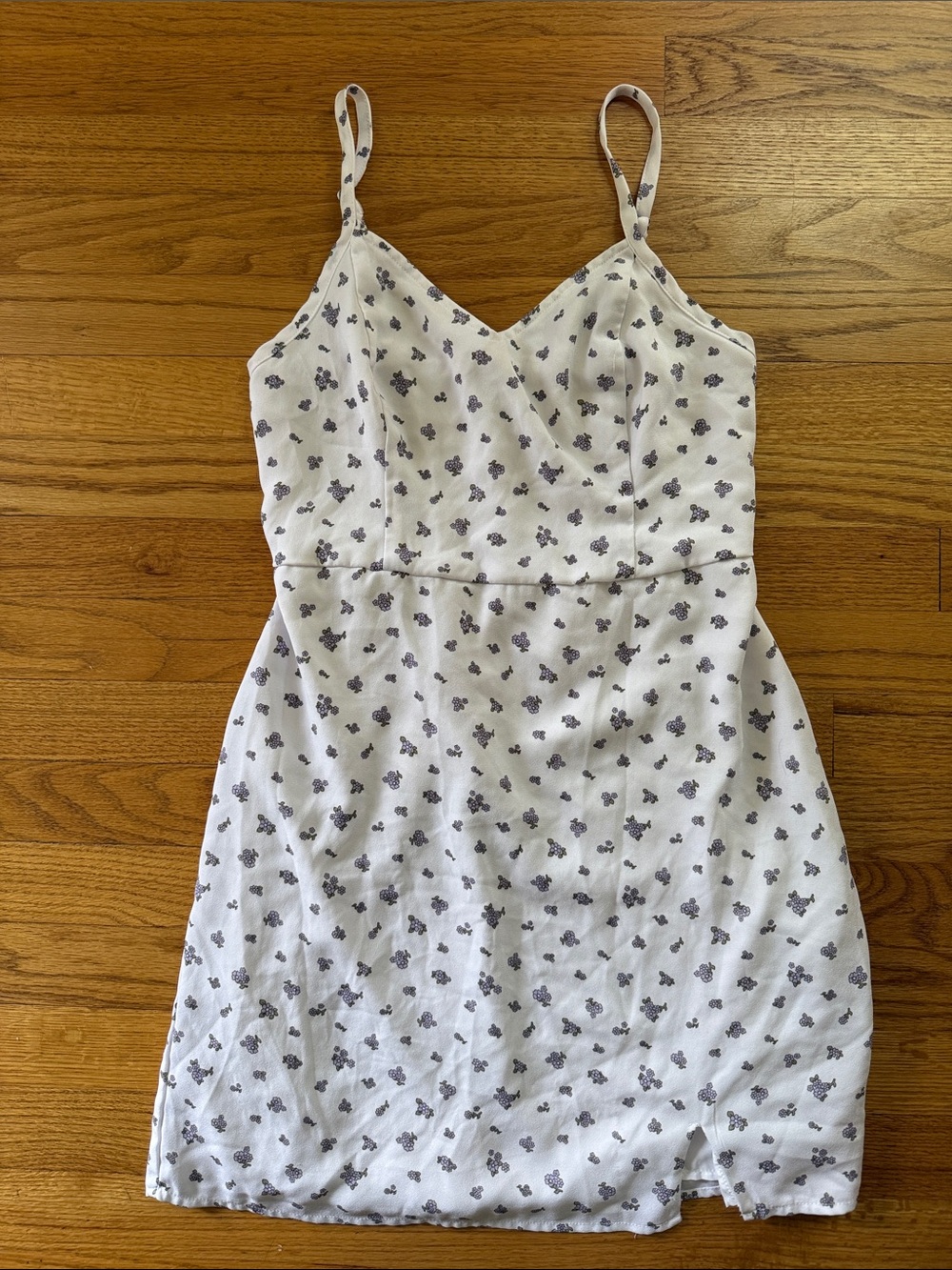 Hollister Floral Cami Mini Dress White Purple Sleeveless Smocked Back Medium